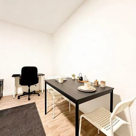 Deluxe Renovated Apartment, Comfort & Style In Center Apartamento Mulhouse